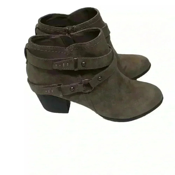 Indigo Rd Ladies Tan Ankle Booties zip sides size 7.5M - Picture 1 of 5